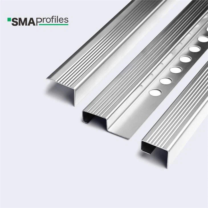 Rustfrit trappekantnosering